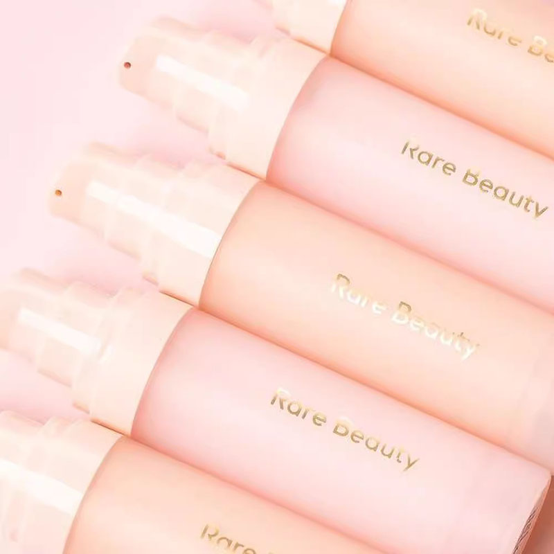 Rare Beauty Pre Makeup Base Cr - огляд і ціна Rare Beauty Makeup Kit