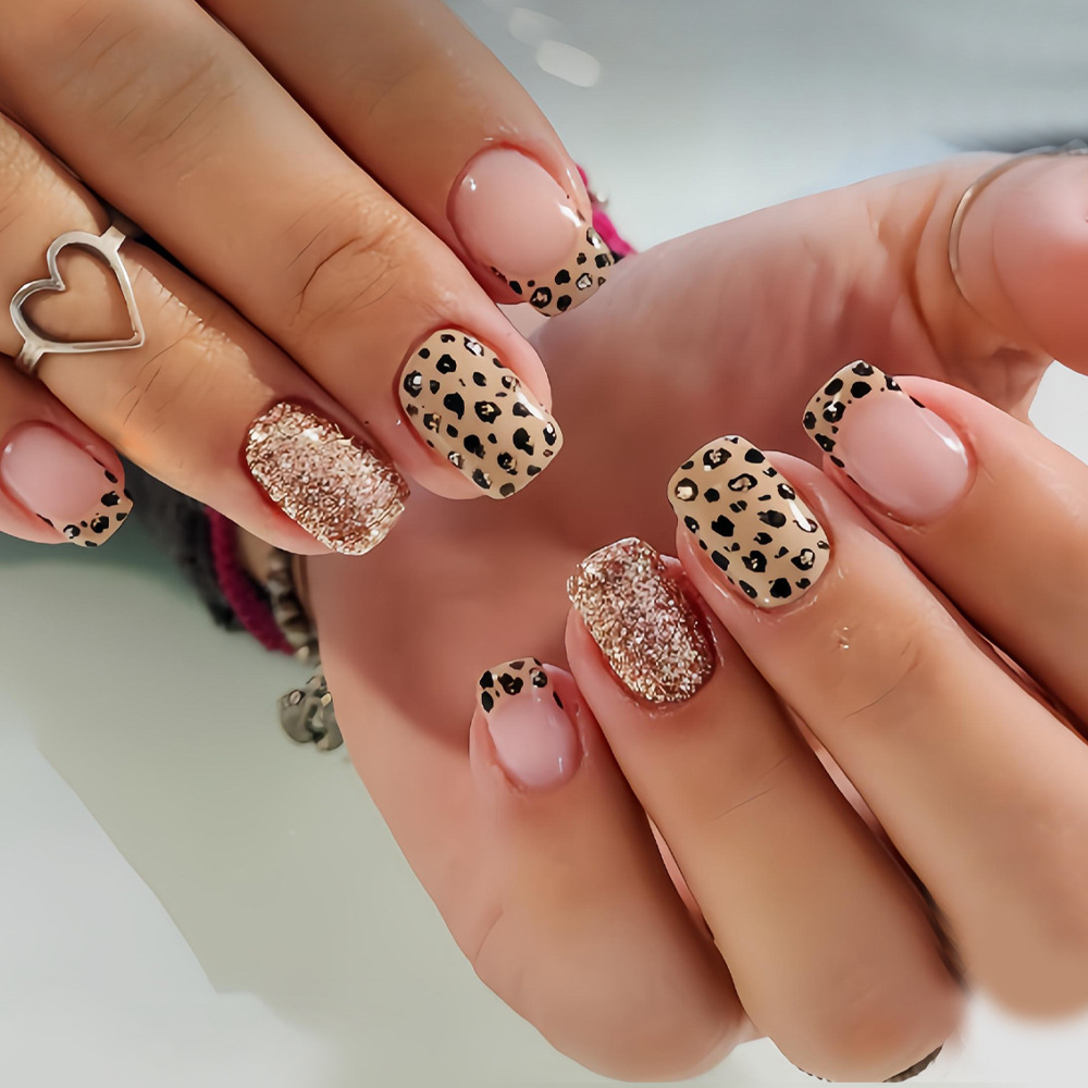 Short long fake nails for wome - огляд і ціна Nail Extension Tips
