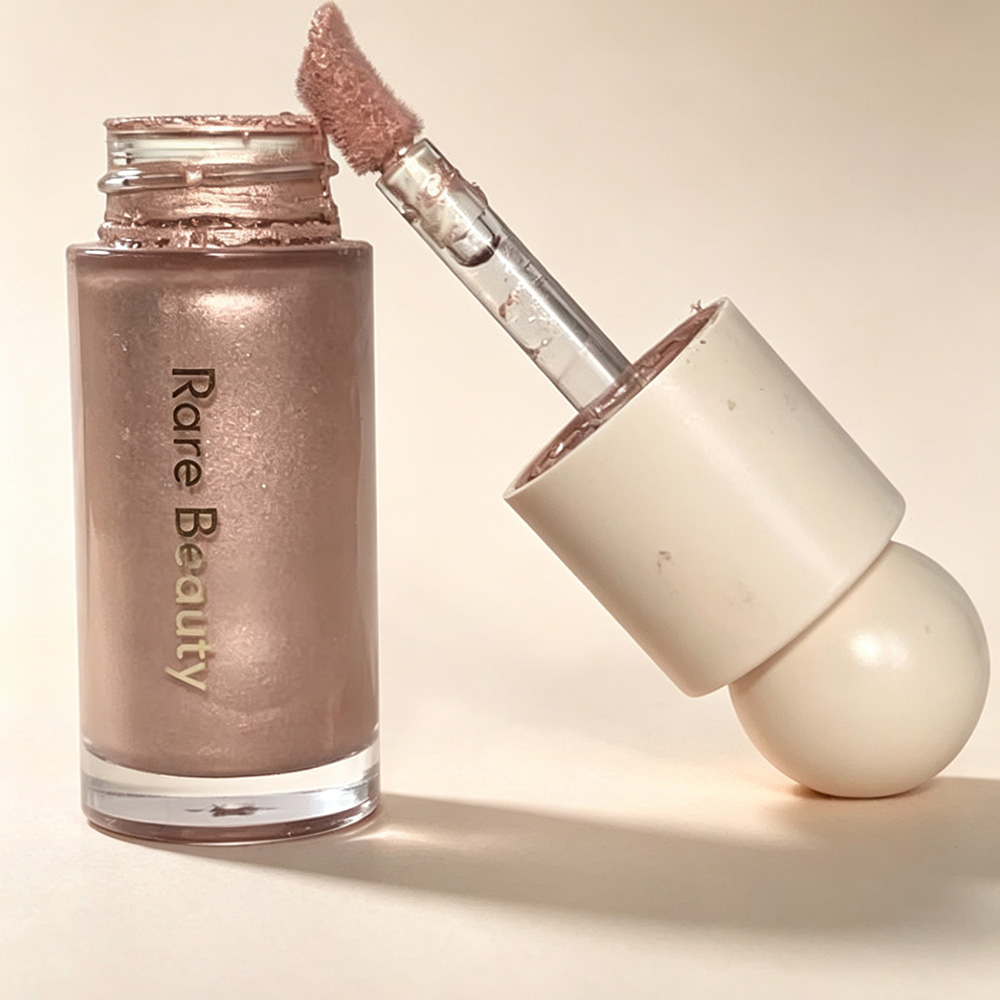 Rare Beauty Light Silky Highli - огляд і ціна Rare Beauty Makeup Kit