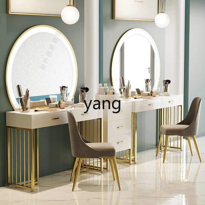 LMM light luxury marble beauty - огляд і ціна Beauty And Makeup Studio