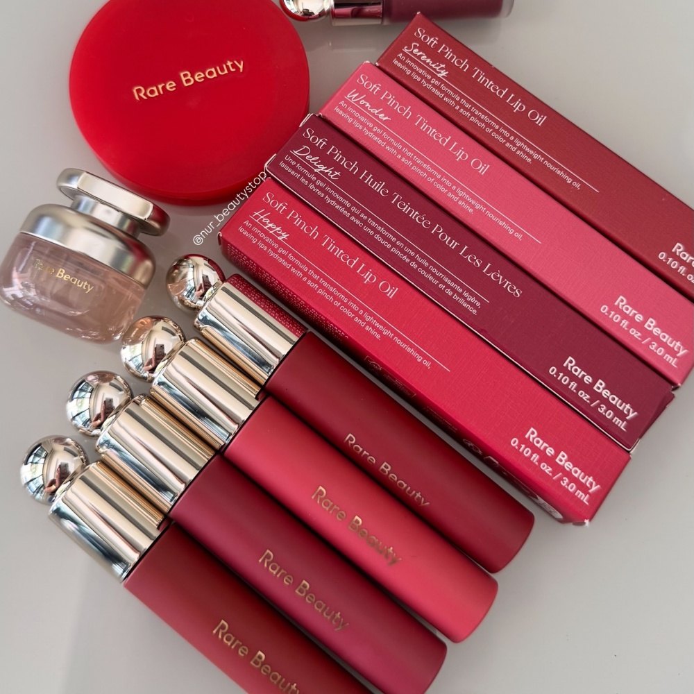 Rare Beauty Stay Vulnerable Gl - огляд і ціна Rare Beauty Makeup Kit